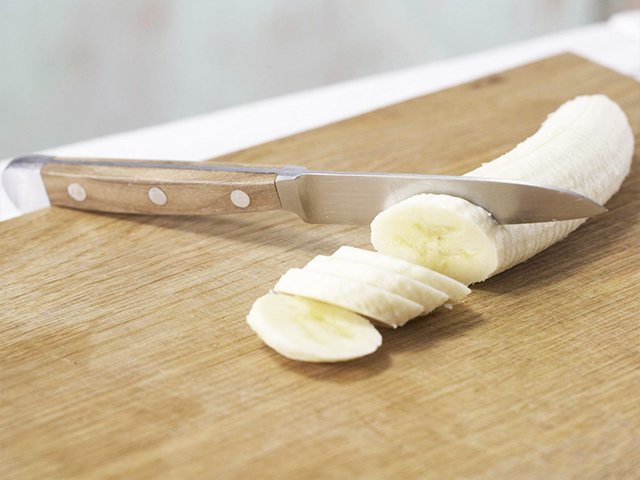 Recette libanaise yaourt à l'ananas, bananes et noix étape 2